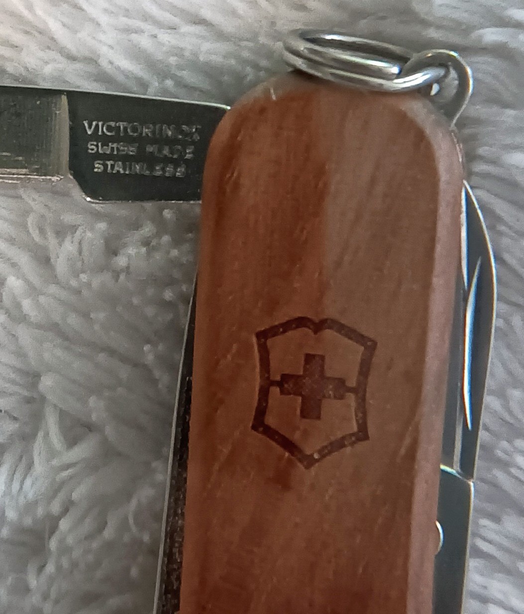Victorinox Swiss Army Classic SD Wood Multi-Tool Scissors/File 2.25″