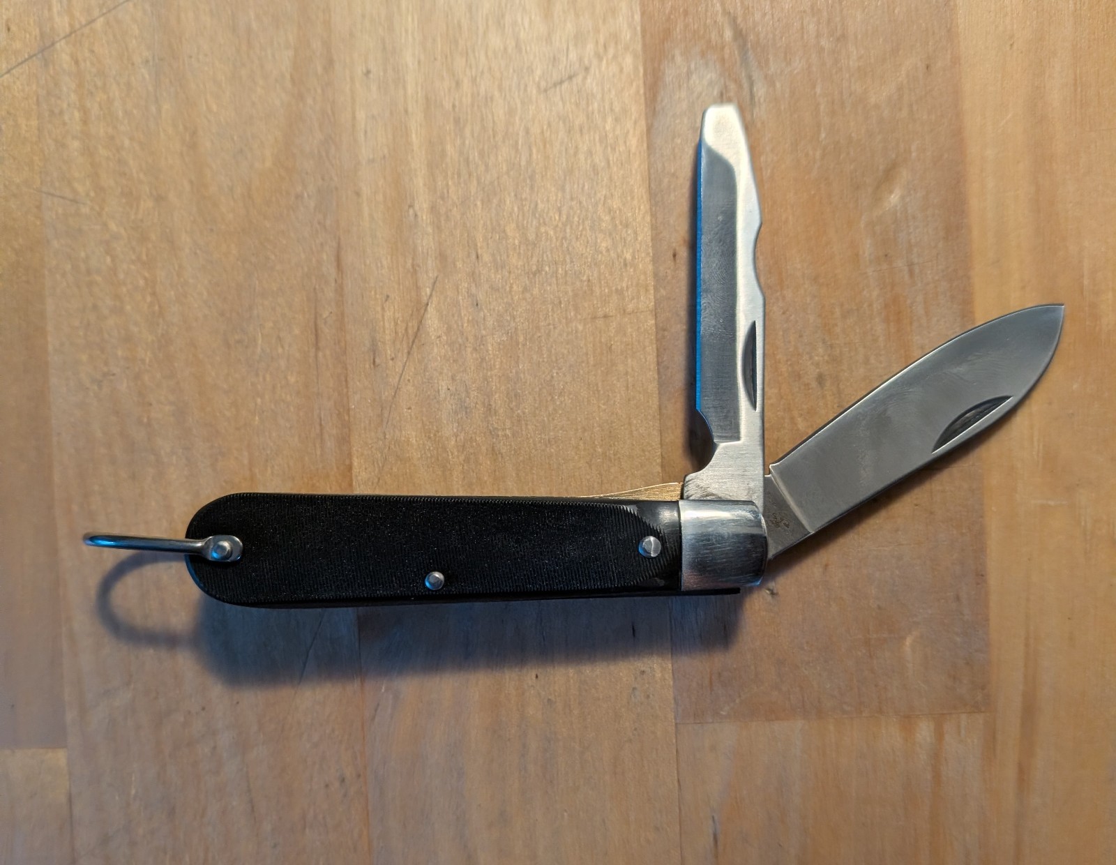 Frost Cutlery FC-778B 3.65″ Electricians Knife