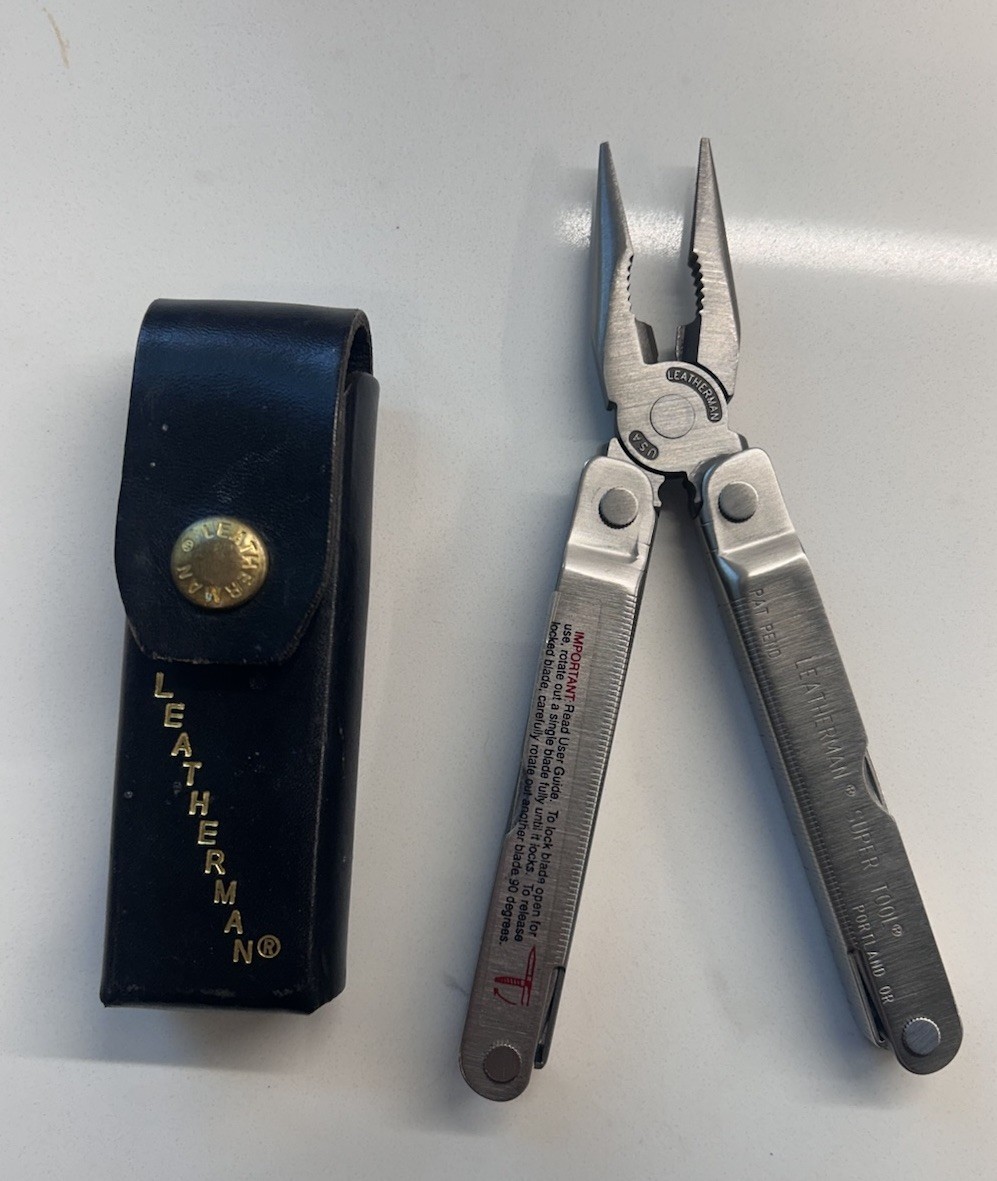 NEW FIRST GENERATION Leatherman Original Super Tool Supertool Multitool Crimped