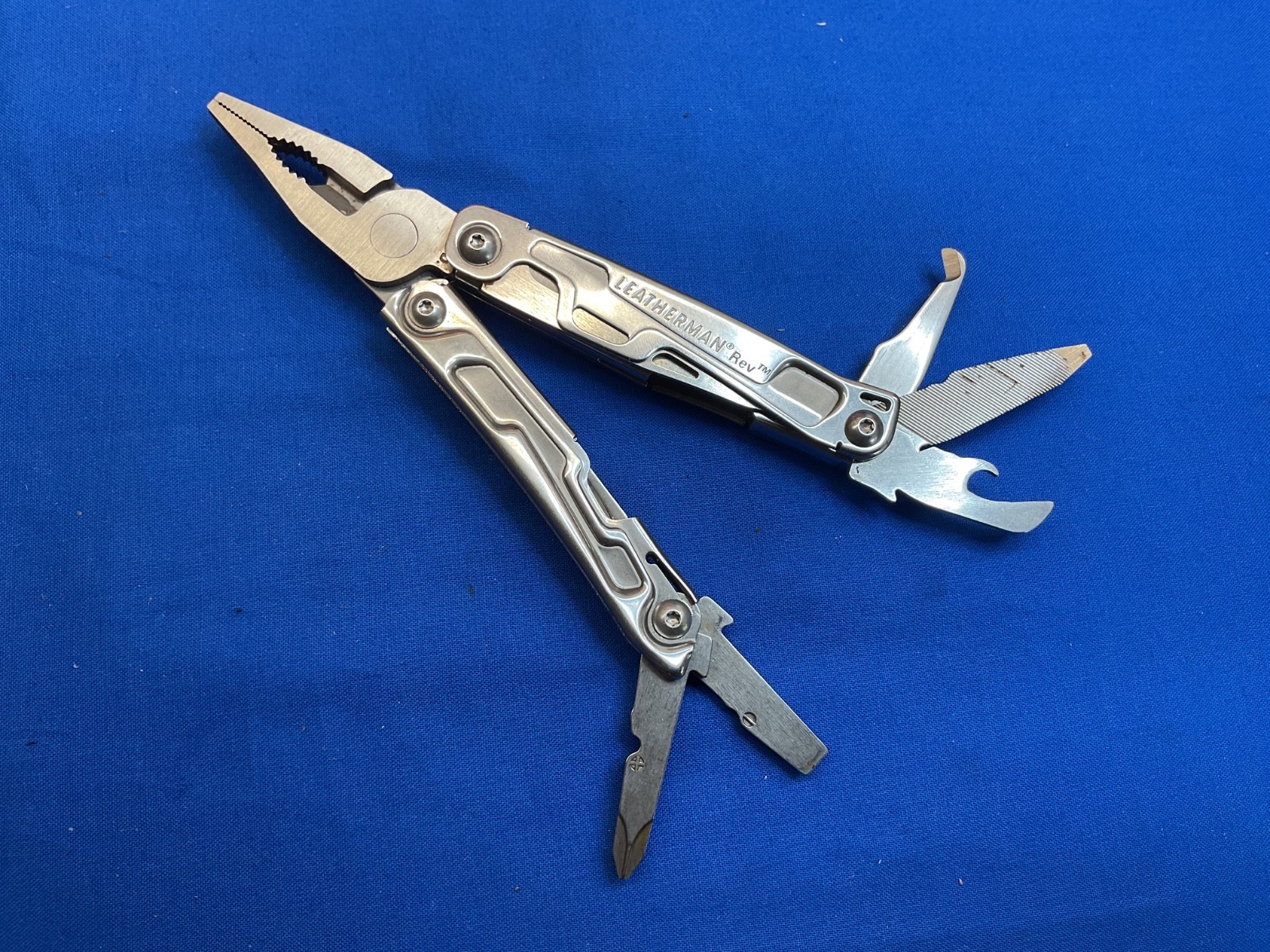 Leatherman Rev Multi-Tool Knife Plier 2023 Date Code