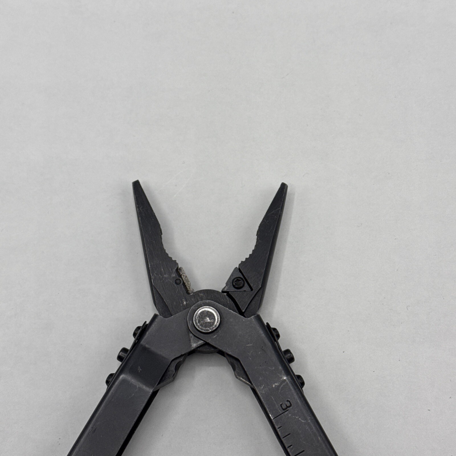 Gerber MP 600, Carbide Cutters, Needlenose – Black