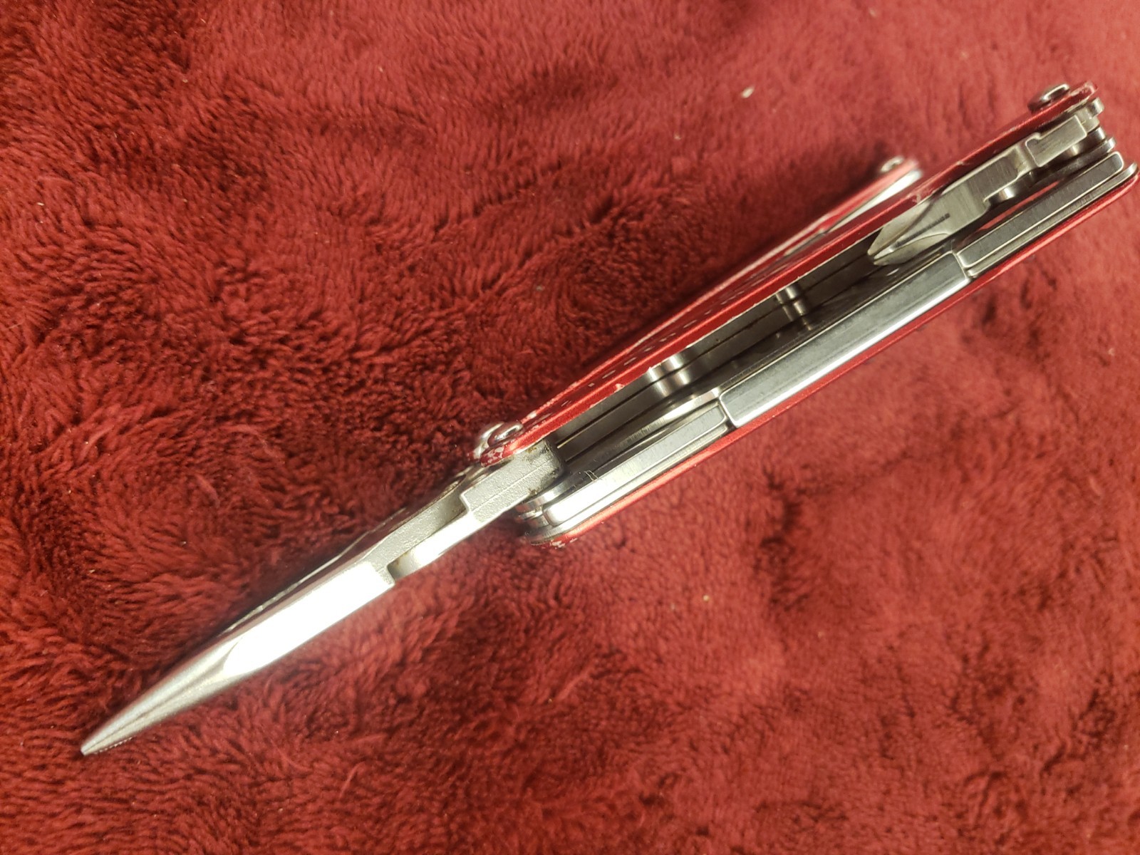 Leatherman Juice SC2 Red Retired Knife Multi Tool! RARE Read