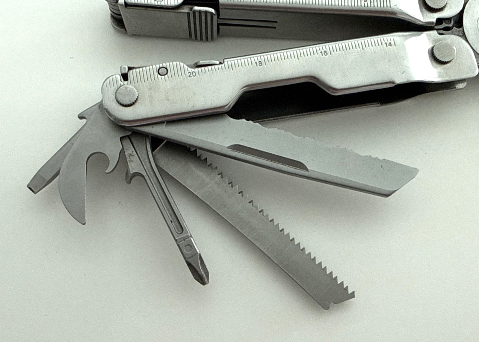 Leatherman Super Tool 300 Multi-Tool USA