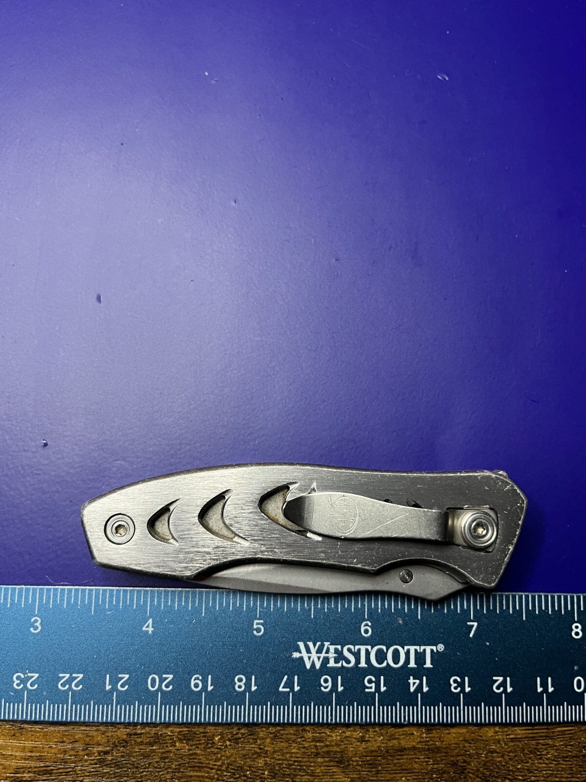 Leatherman C303 Folding Pocket Knife With Carabiner Clip