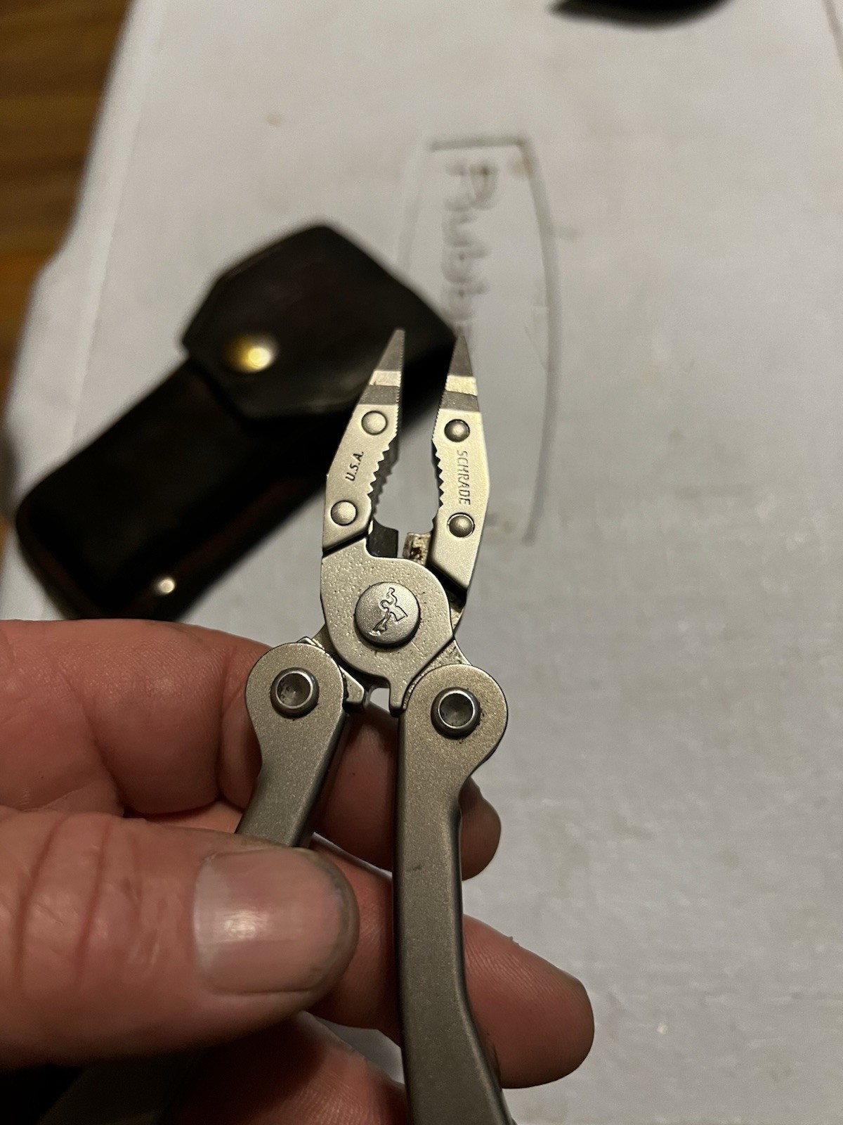 Schrade USA Tough Tool ST1 Multi-Tool Pliers Knife w Leather Sheath Nice!