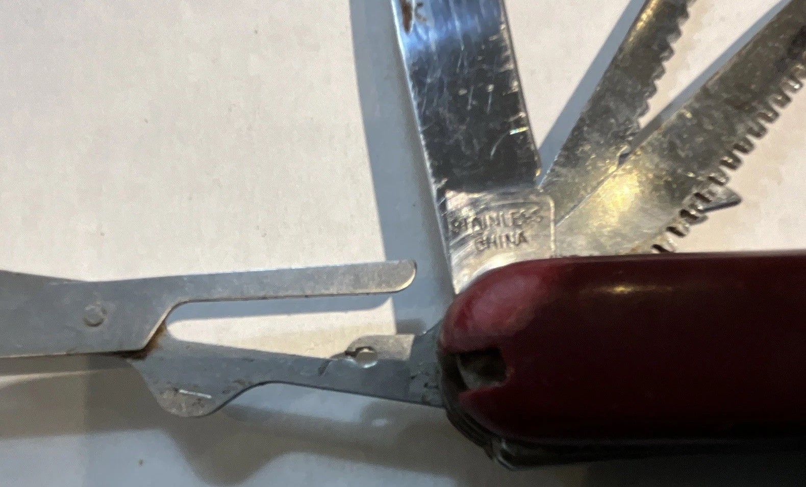 Red 11-in-1 Pocket Multi-Tool Knife Stainless Steel 2.25″ Blade Saw Corkscrew