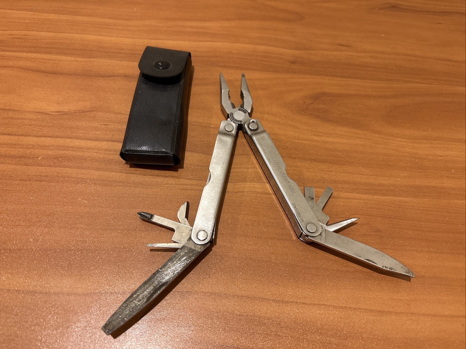 Vintage Original Leatherman Multi Tool Knife + Case US reg TM 1325473 Portland