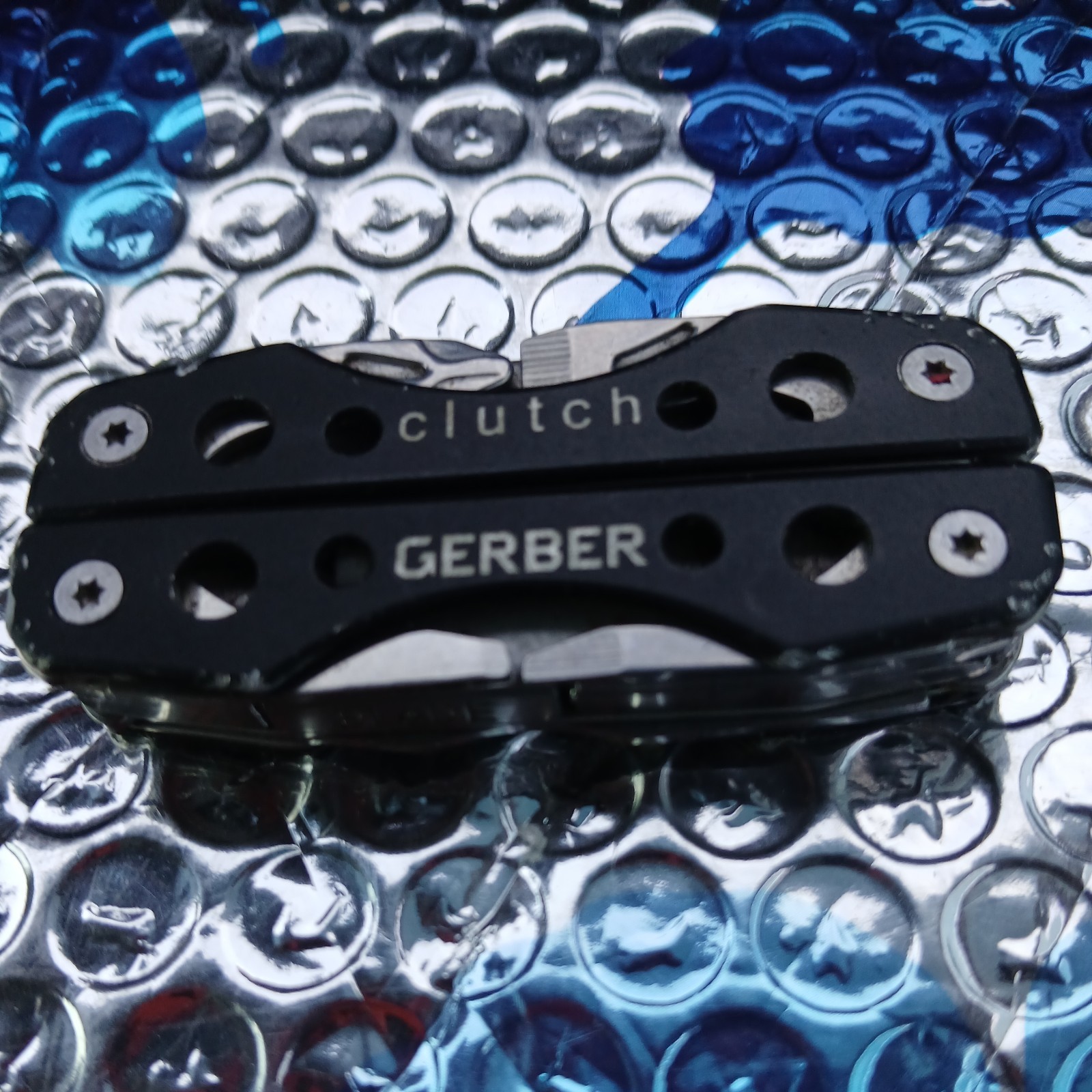 Gerber Clutch Multi-Tool Black Handles Pliers Screwdrivers EDC Tool