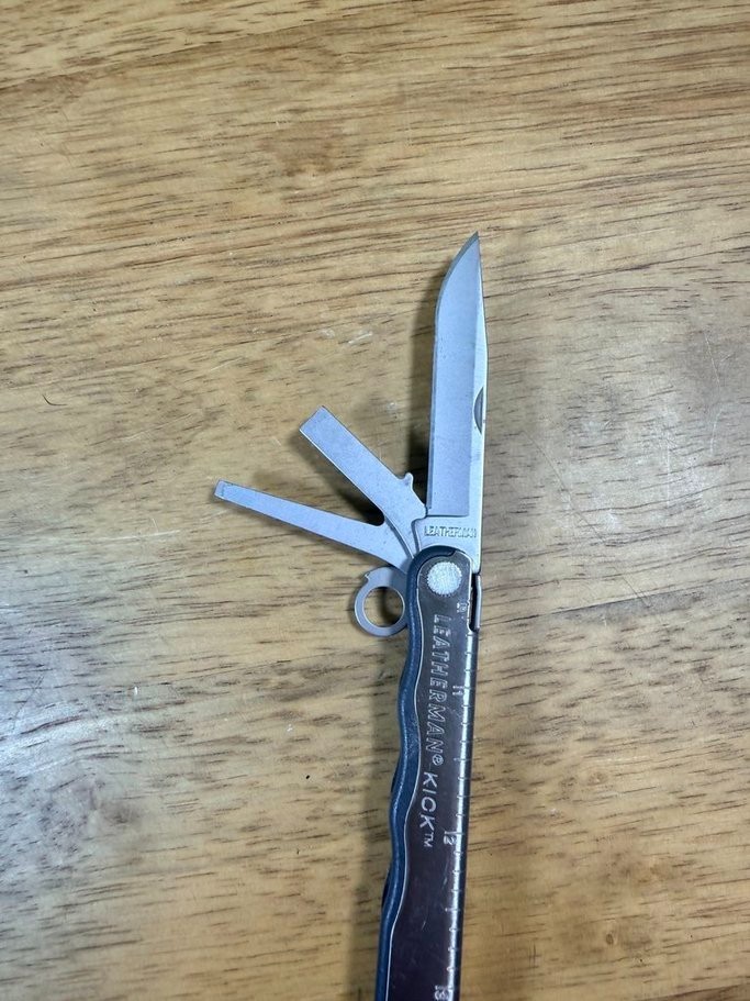Discontinued Leatherman Kick Multi-Tool Stainless Steel Pocket Tool Knife 2008
