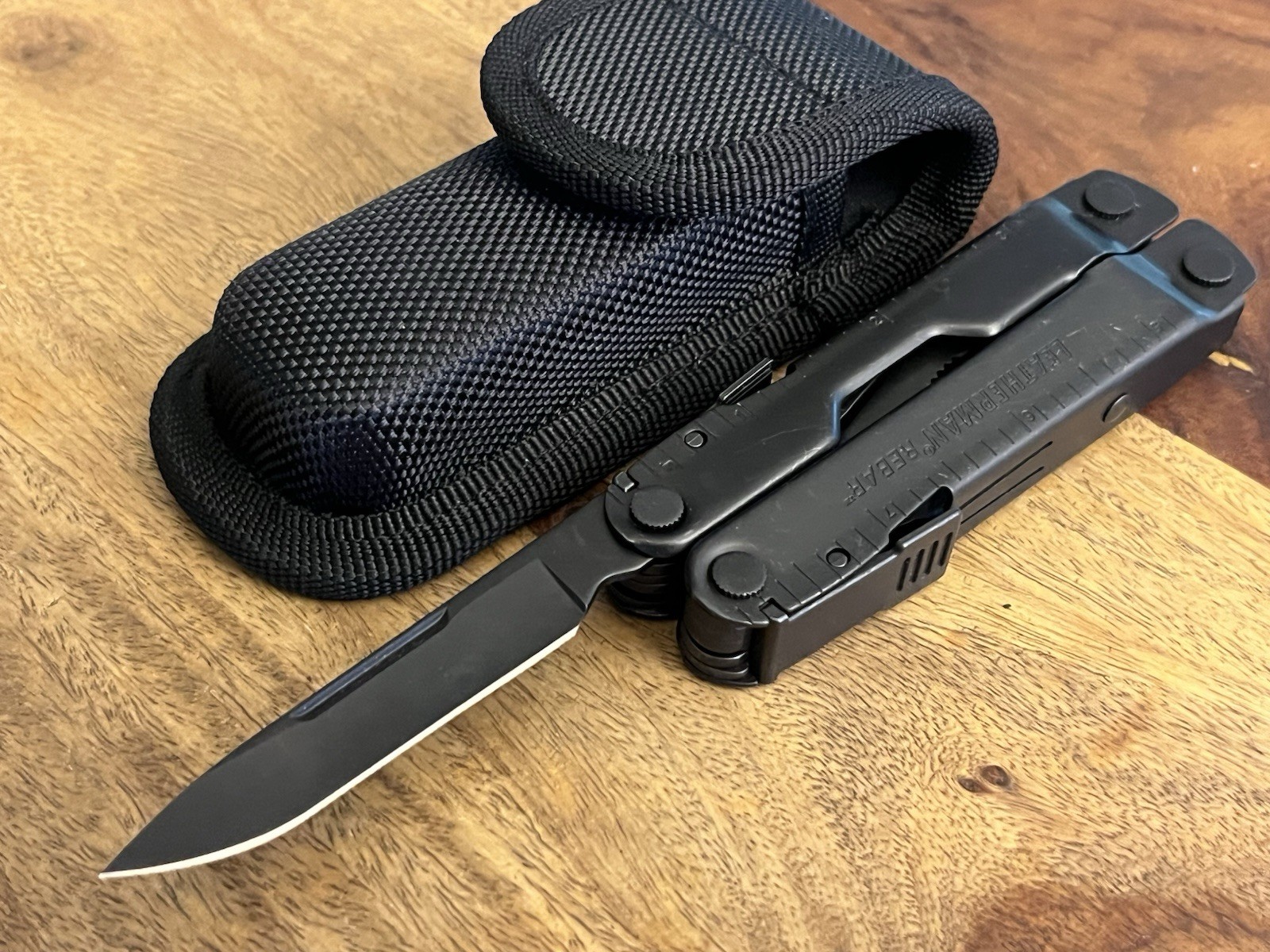 LEATHERMAN REBAR 17 Tool Multitool Black Oxide SUPER NICE!!! w/New Nylon Sheath