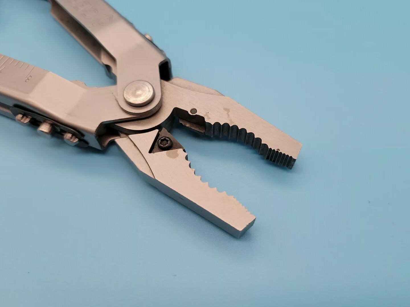 Gerber MP600 Multi-Plier Blunt Nose Multi tool Knife File SILVER