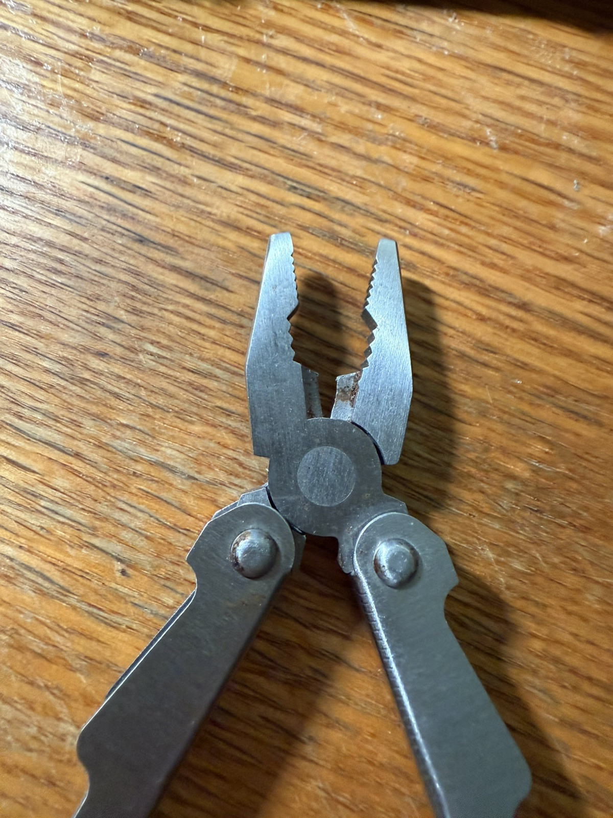 10 IN 1 – Multi-tool Folding POCKET/PURSE NEEDLE NOSE PLIERS Nwob SEE PICTURES