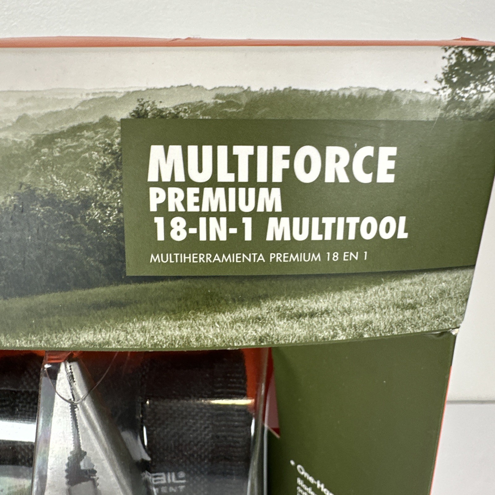 New Ozark Trail Multiforce Premium 18 In 1 Multitool with Sheath