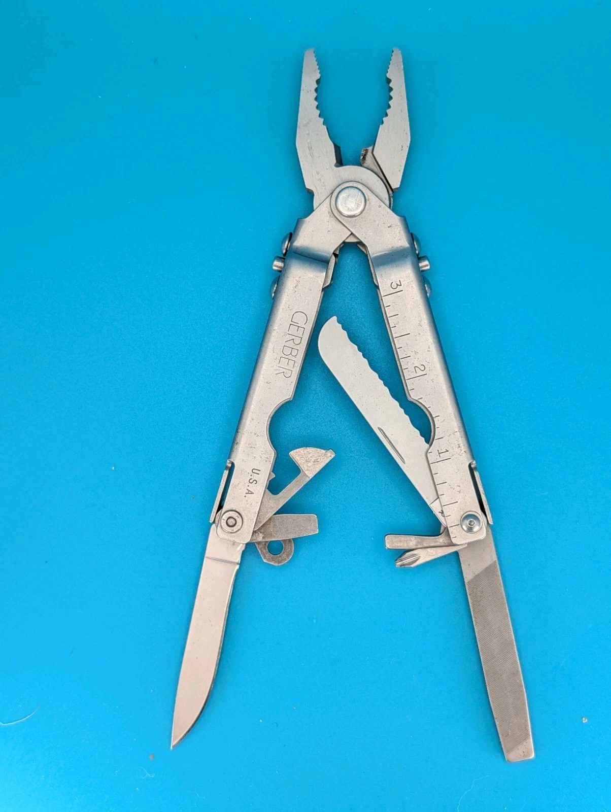 Vintage Gerber Stainless Steel Bluntnose MP400 Multi-Tool Pliers! With Sheath!