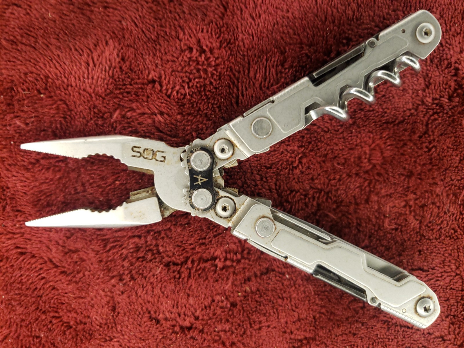 SOG PL1001-CP Stonewash PowerLitre Multi-Tool w/17 Tools corkscrew