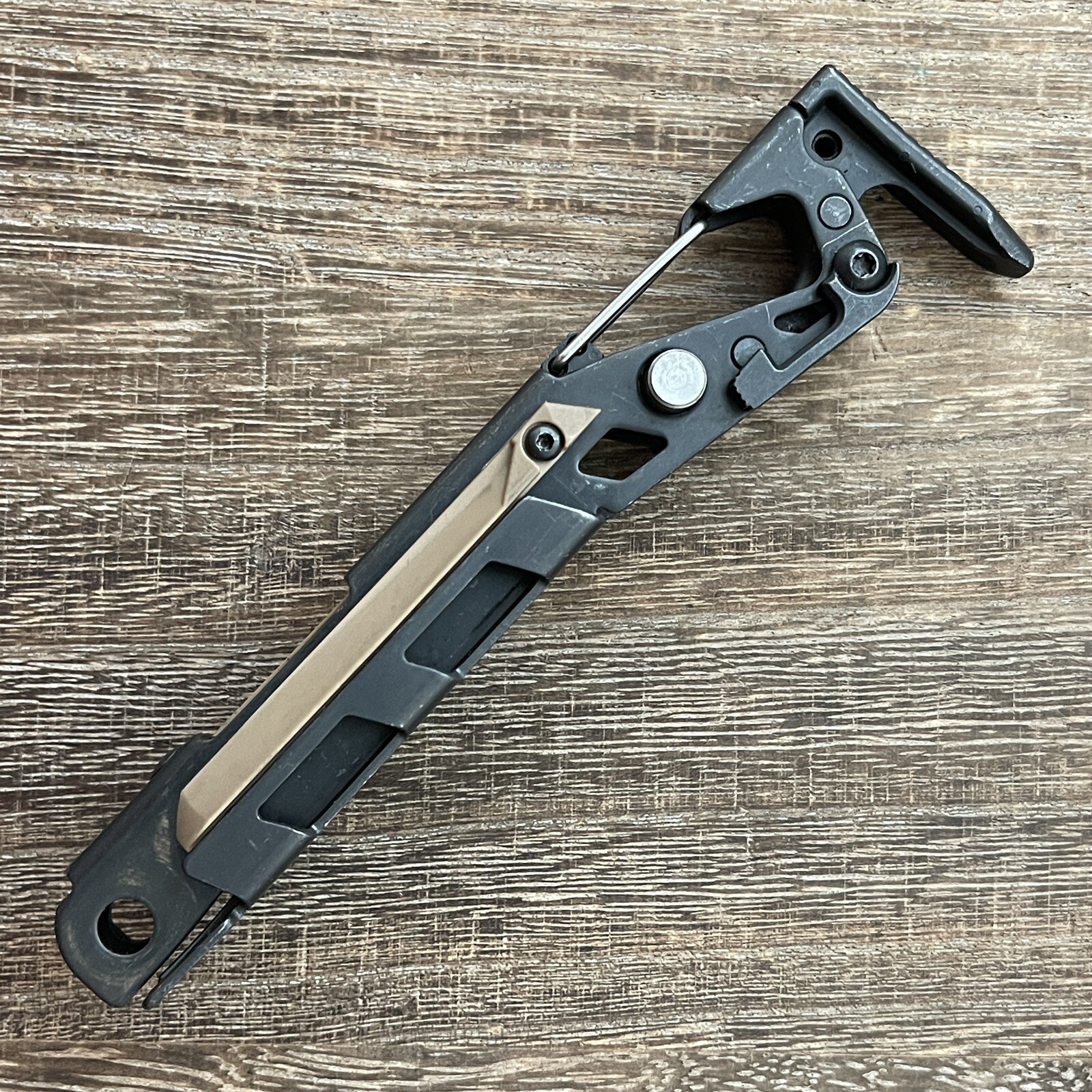 Leatherman MUT Parts Replacement for MUT, MUT Black: Half Frame w/carabiner
