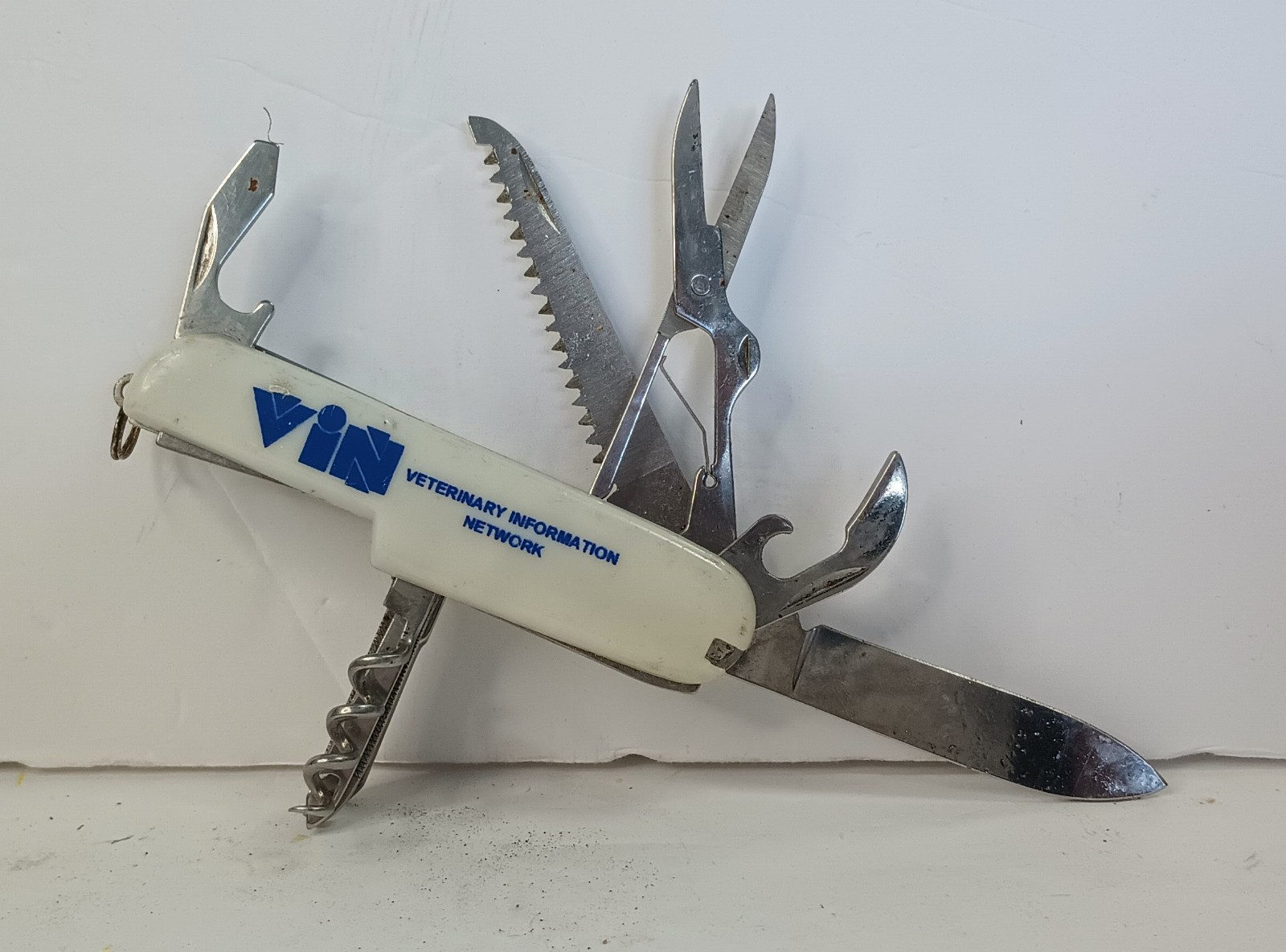 15 in 1 Multi Tool Pocket Knife Scissors Saw Corkscrew Fish Scaler Reamer File
