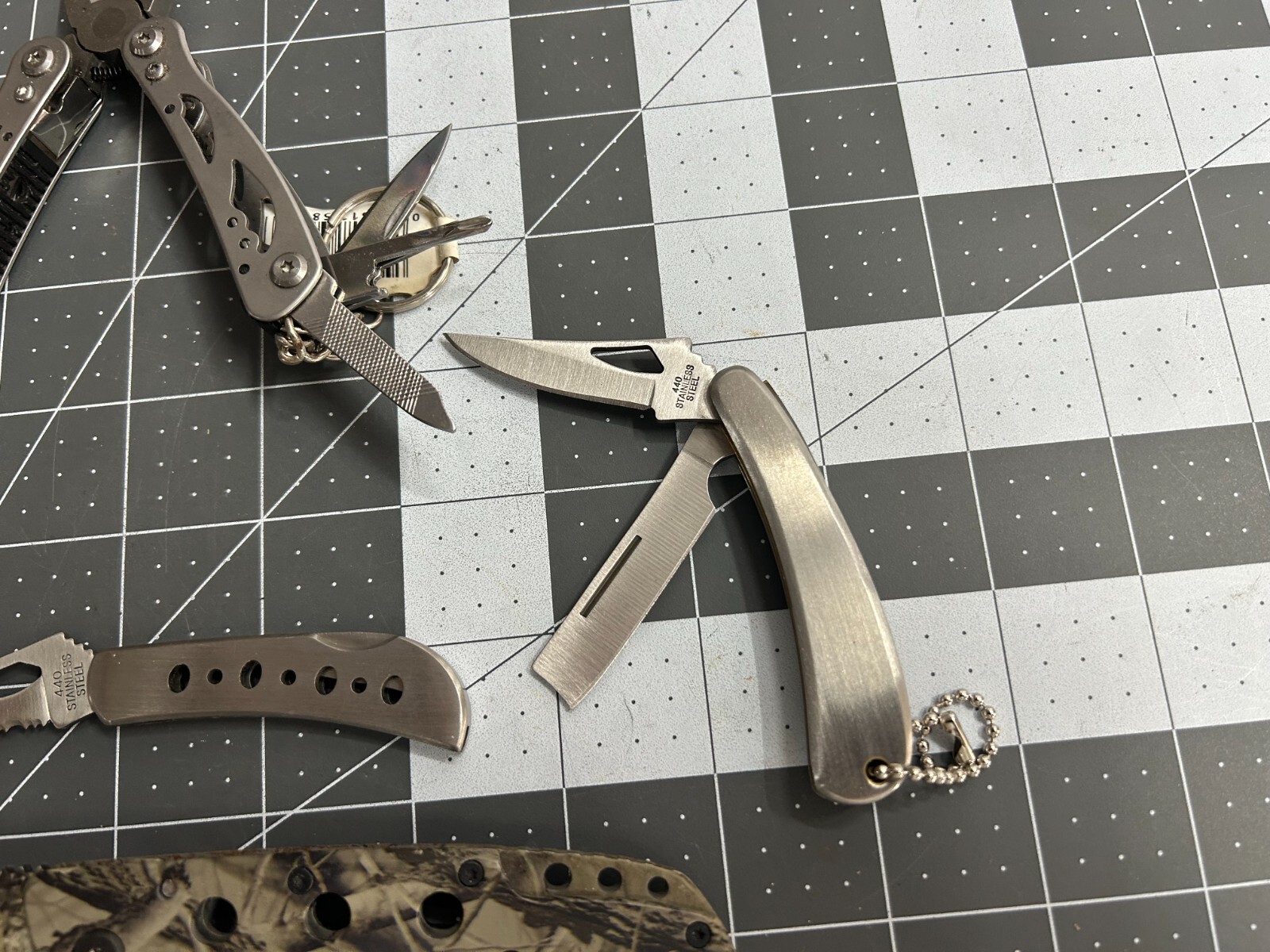 New 4-pack lot Stainless Steel Multi Tool Knife Outdoor Folding Pocket Pliers
