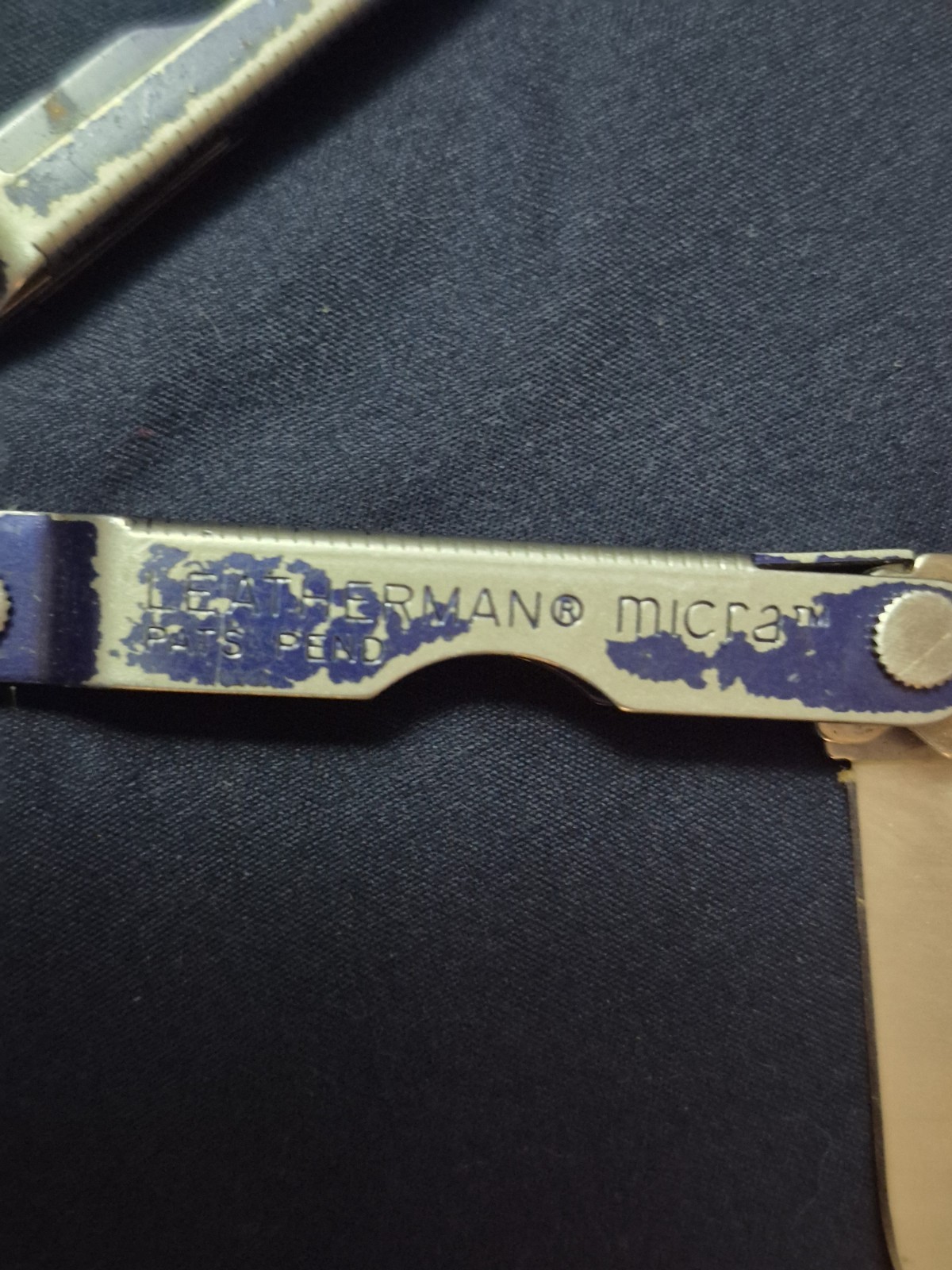Leatherman Micra 10-Tool Multi-Tool 2″ Straight Blade Blue/Silver Lanyard 2.5″