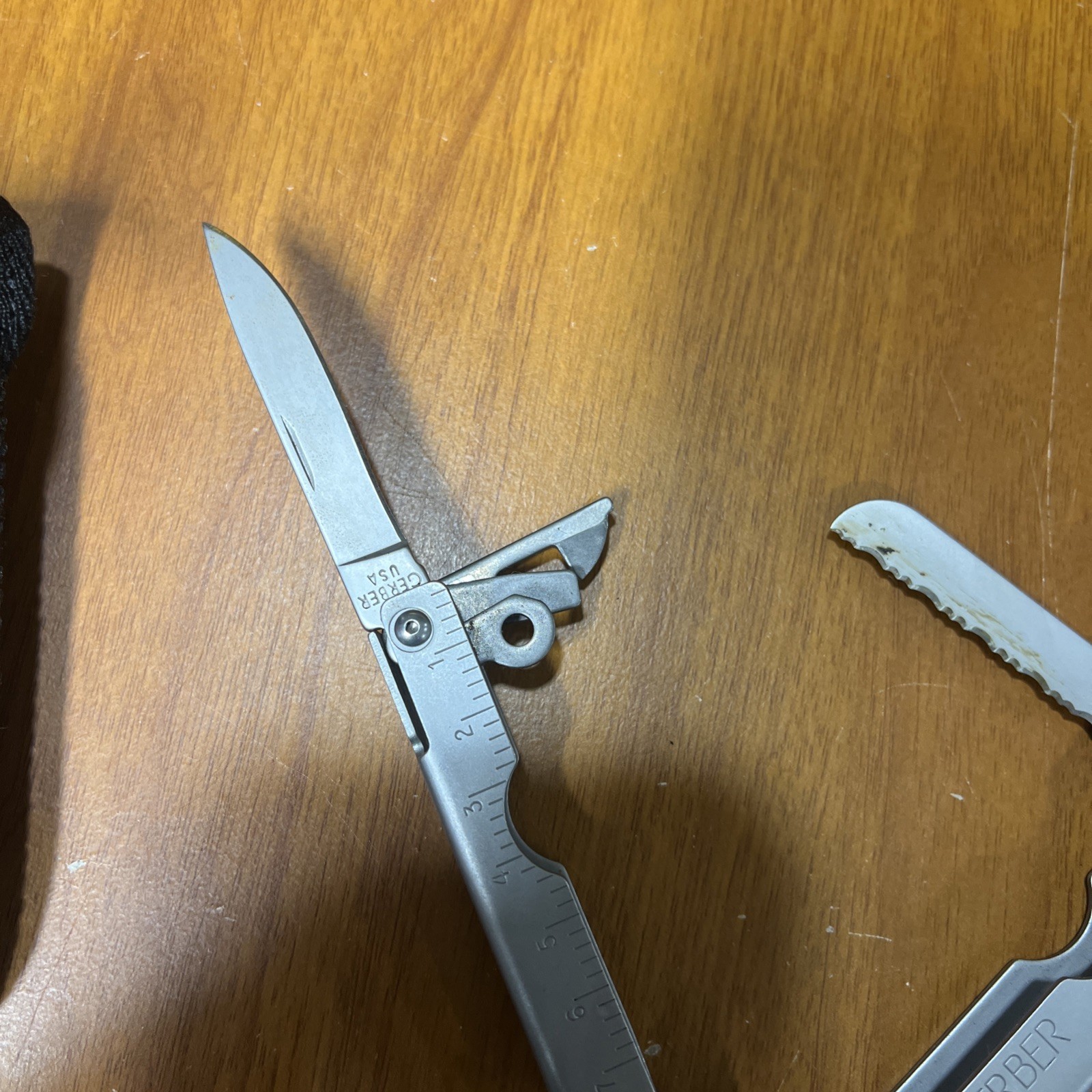 Gerber Multi-Plier 600 Stainless Steel Blunt Nose Multi-Tool with Sheath