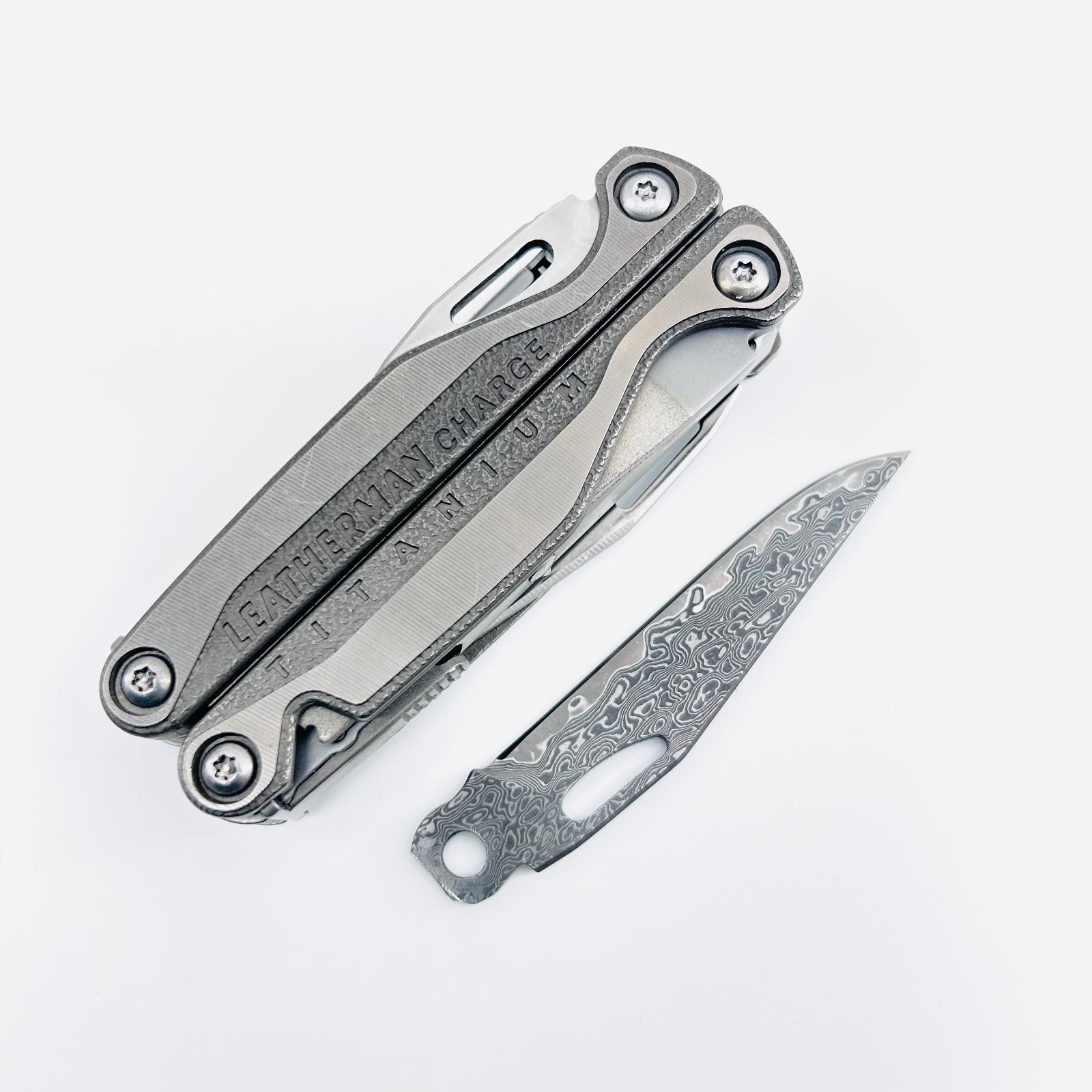 [USA Stock] – VG10 Damascus MAIN BLADE for Leatherman CHARGE TTI/WAVE