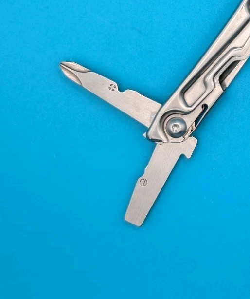 Leatherman Bolster 13 Tool Stainless Steel Multi-Tool!