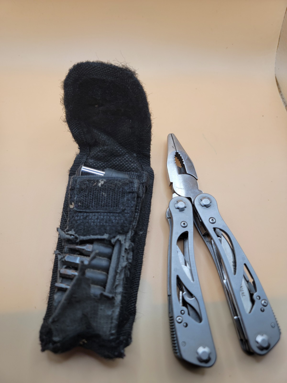 Winchester 2CR Stainless Multi Function Folding Pliers Pocket Utility Knife