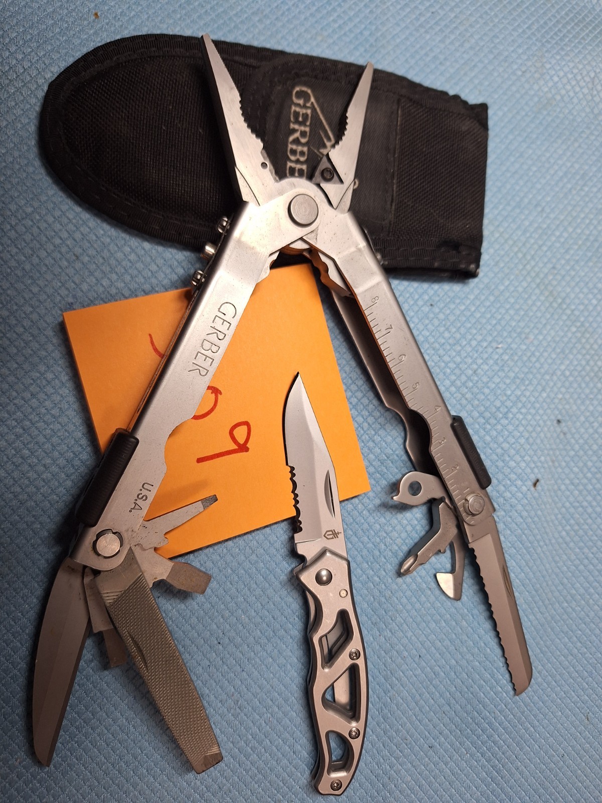 1 Gerber PLYERS U.S.A. Multi Tool W BONUS Fishing Camping excellent lot 3009