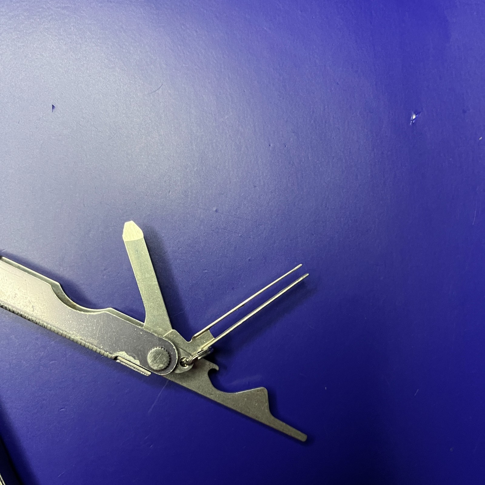 Leatherman Micra Multi-Tool Knife, Scissors- Gray