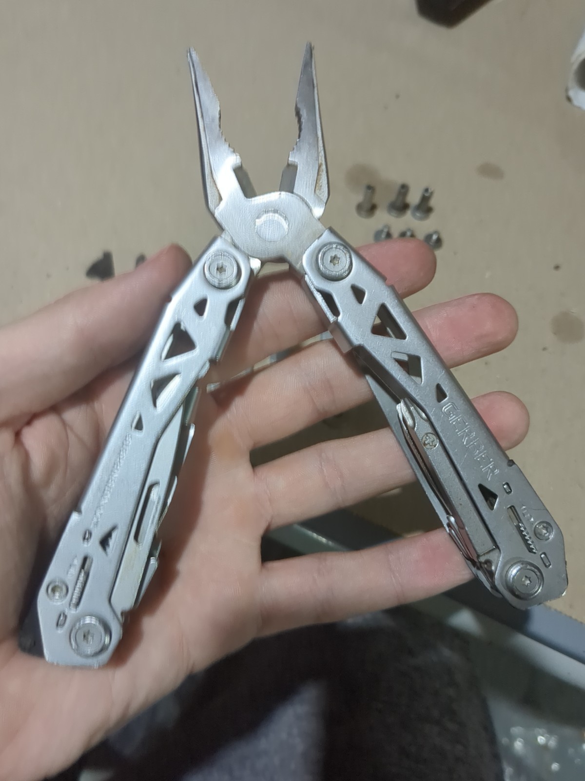 Gerber Gear Suspension-NXT 15-in-1 EDC Multi tool with Pocket Knife, Needle Nose