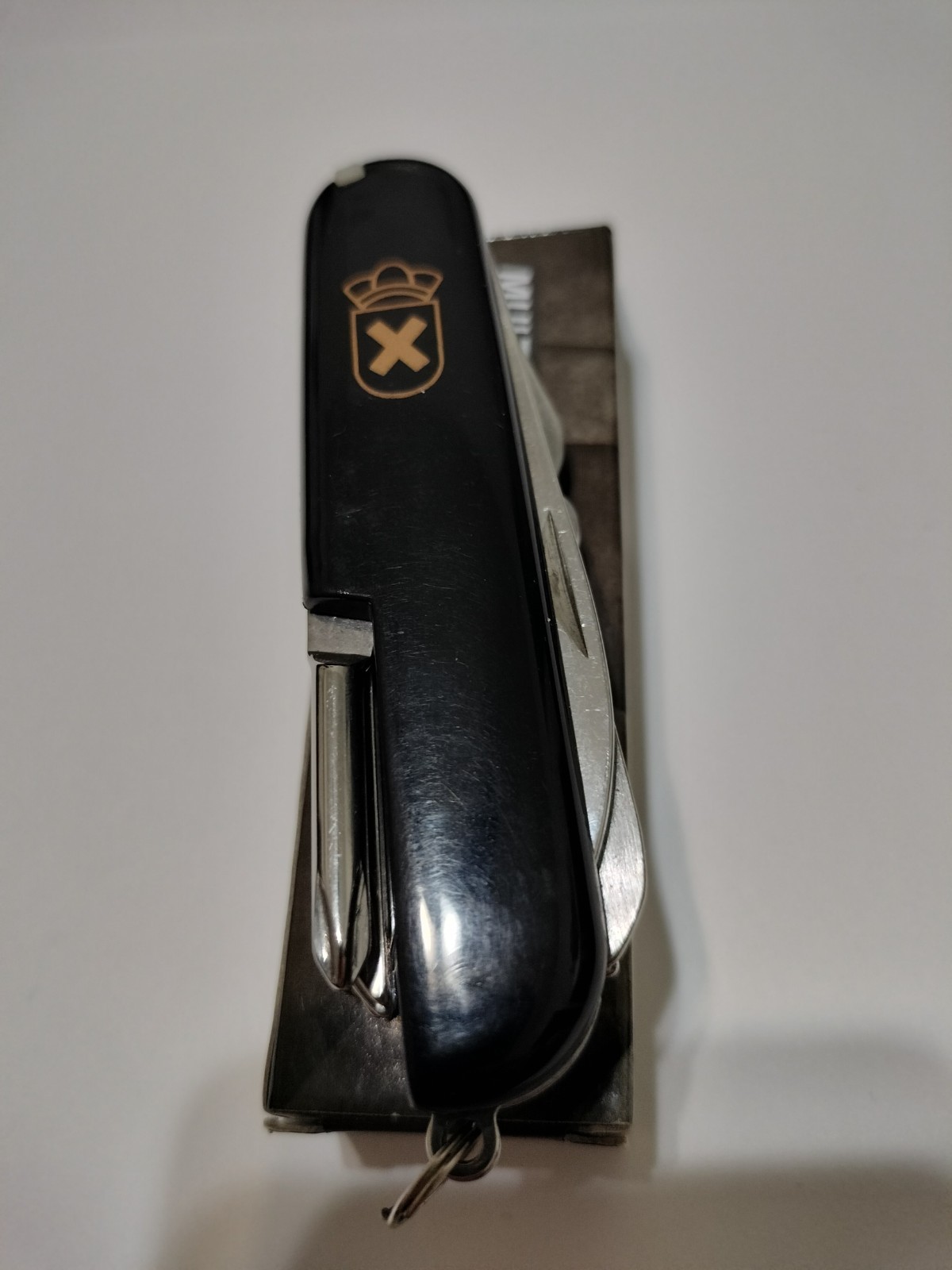 MULTIFUNCTION POCKET KNIFE STAINLESS STEEL UP TO 10 TOOLS NEW IN BOX .