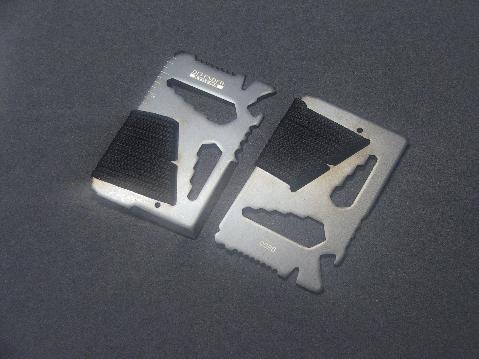 2 X Defender Xtreme Multi Function Credit Card Compact Survival Pocket Tool Kit