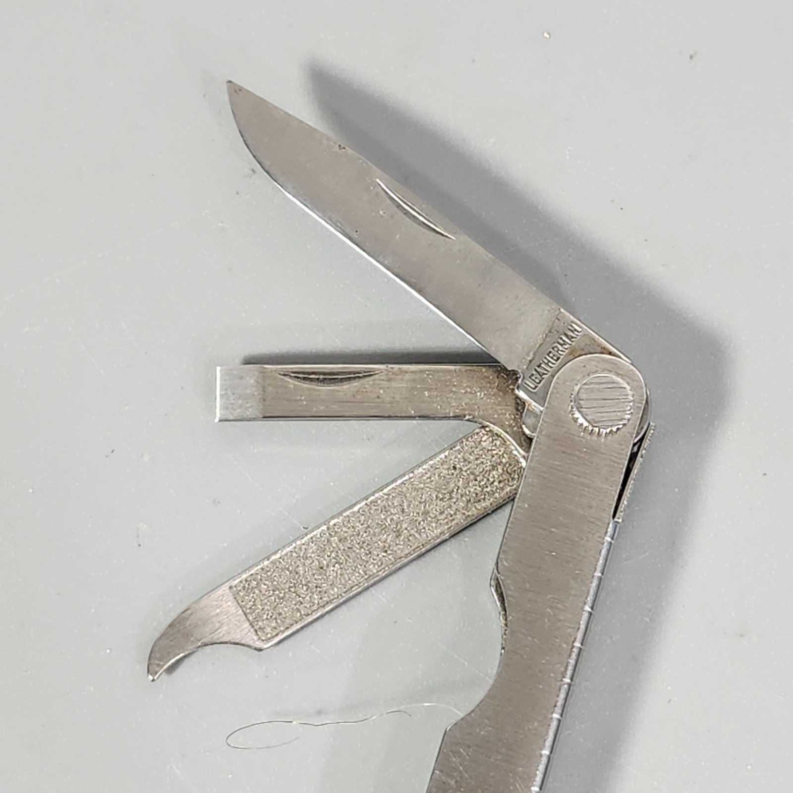 Leatherman Micra Black Swiss Army Knife Victorinox Sussie Officer Multi-Tool Lot