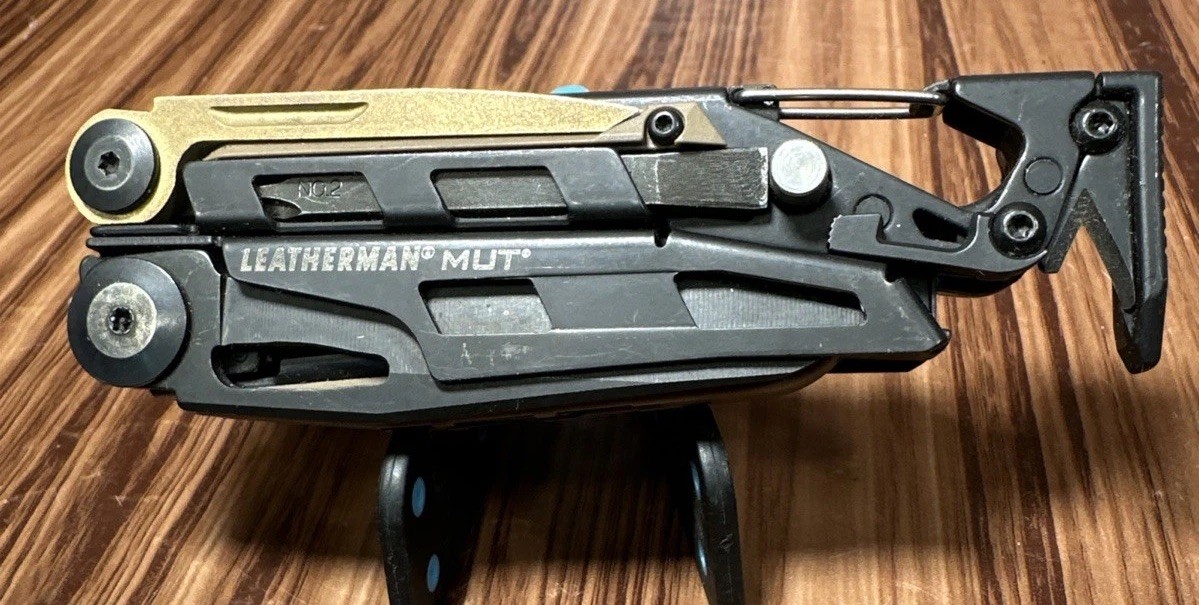 Leatherman MUT Multi Tool!