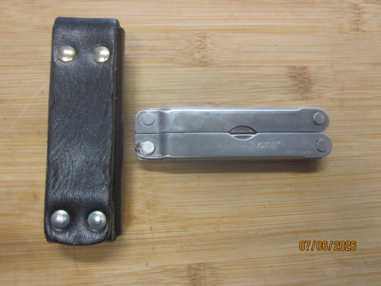 VTG LEATHERMAN PST II MULTI TOOL W/ORIGINAL LEATHER SHEATH, LOOKS UN-USED, 07-03