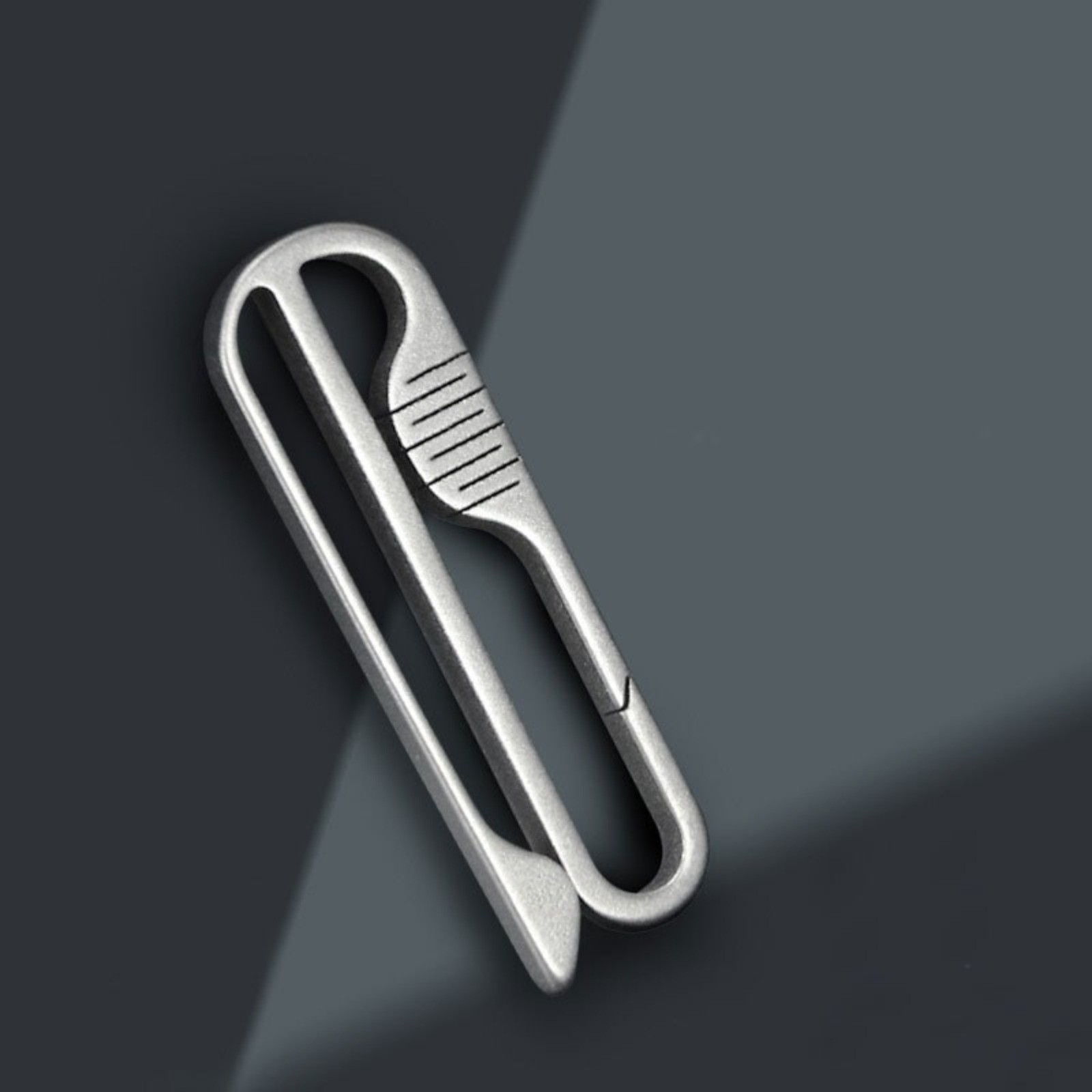 EDC Titanium Alloy Portable Carabiner Men’s Belt Waist Hanging Tool with Ring