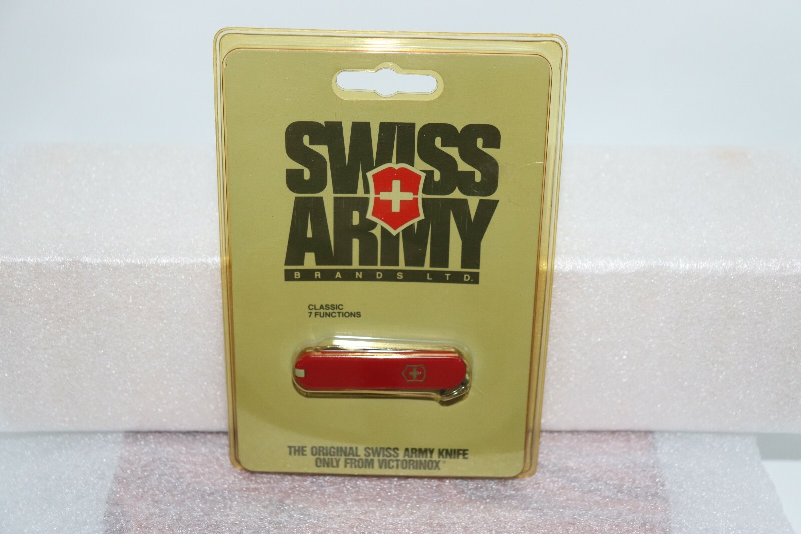 The Original Swiss Army Knife Classic 7 Functions Model No. CSS5014