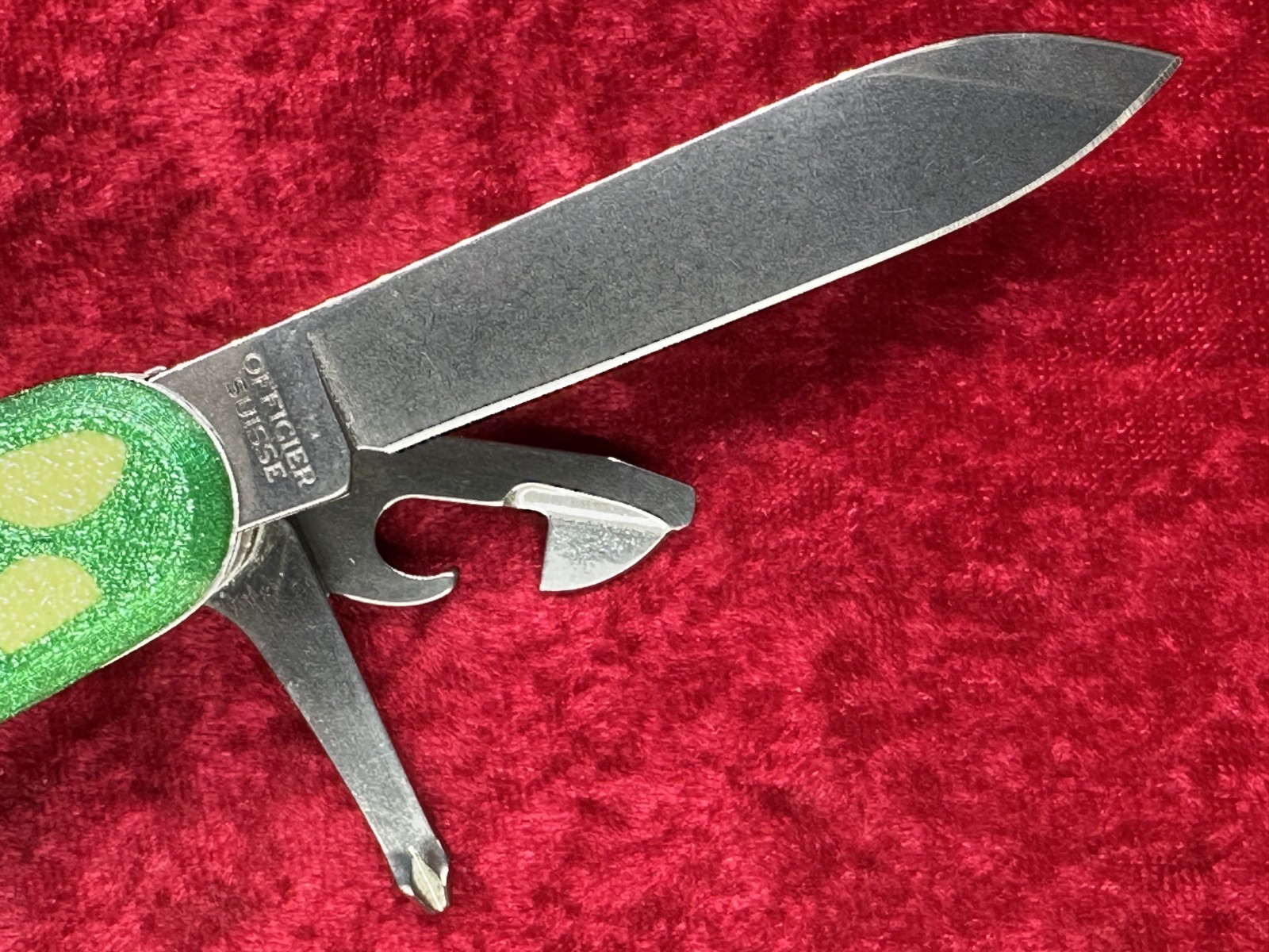 Victorinox SwissChamp Custom Green w/Yellow Dots Scales Swiss Army Knife (692)