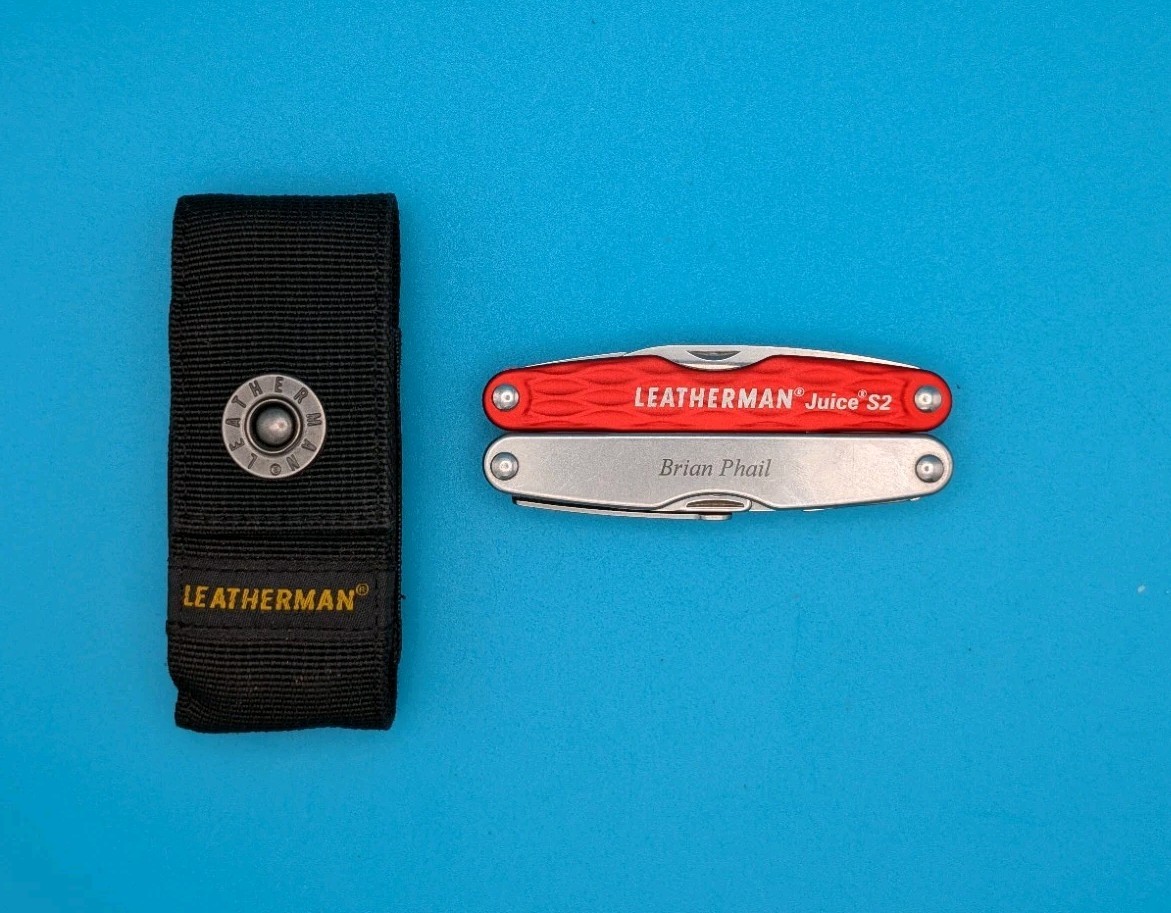 Leatherman Juice S2 Cinnabar Orange Multi Tool! RETIRED! WITH SHEATH!