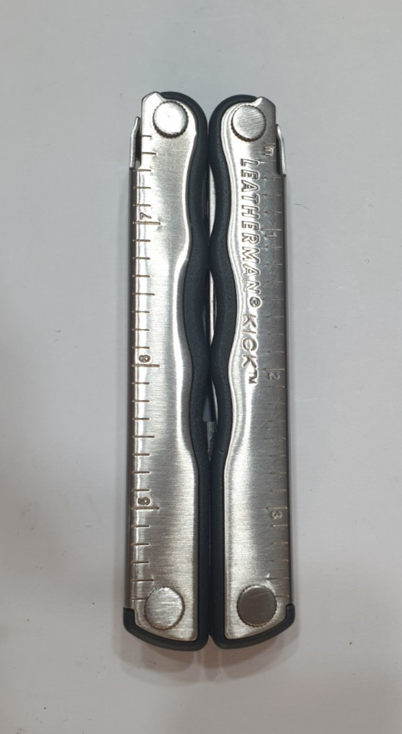 🔥 Leatherman Kick With Clip Multitool Retired Rare Collectable