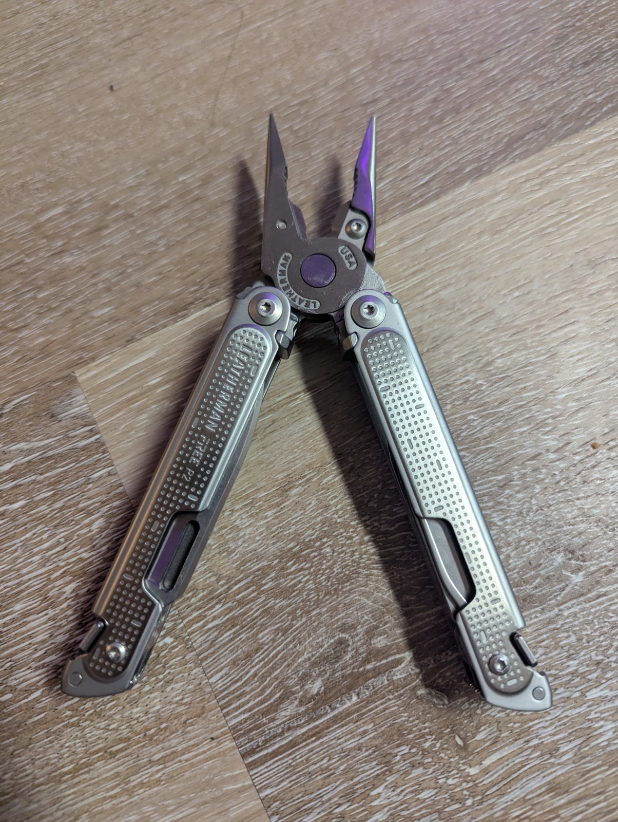 Leatherman Free P2 Stainless Steel Multi Tool