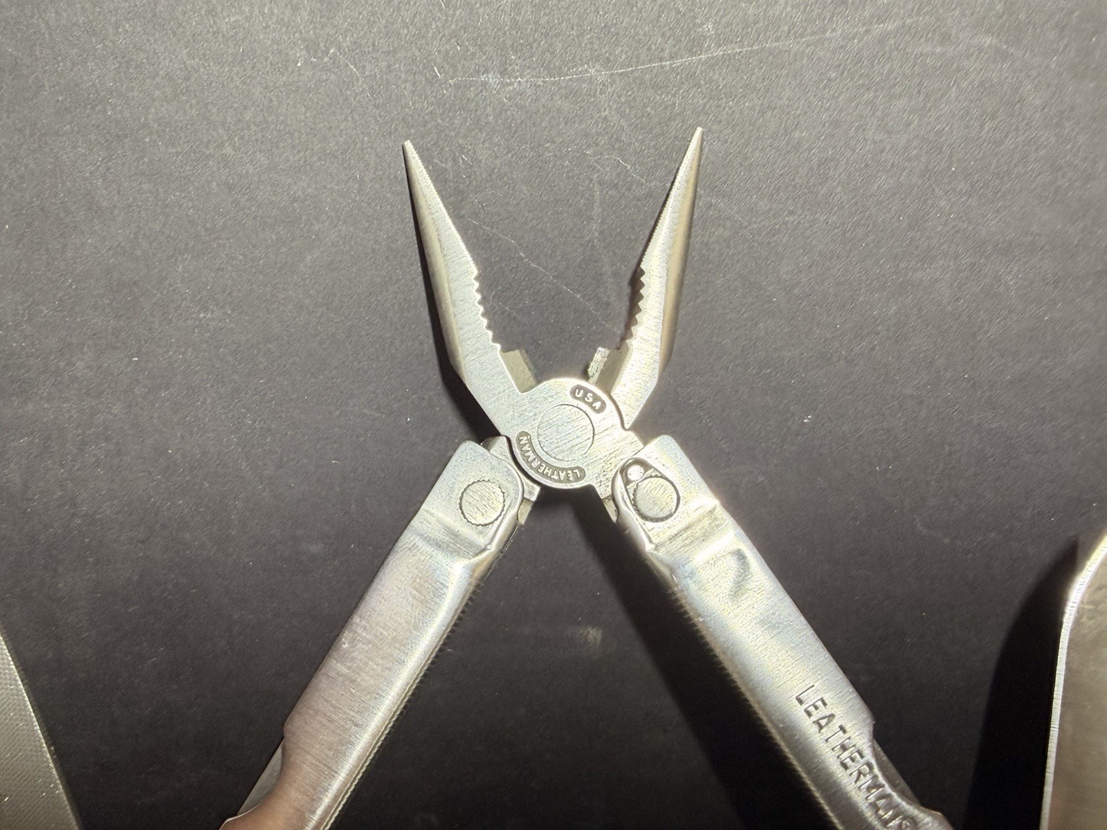 VINTAGE LEATHERMAN MULTI FUNCTION SUPER TOOL (Knife) PORTLAND, OR.