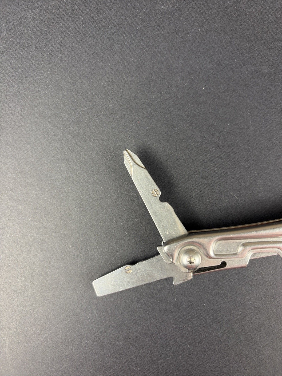 Leatherman Rev 3.8″ Multi-Tool, Stainless! USED