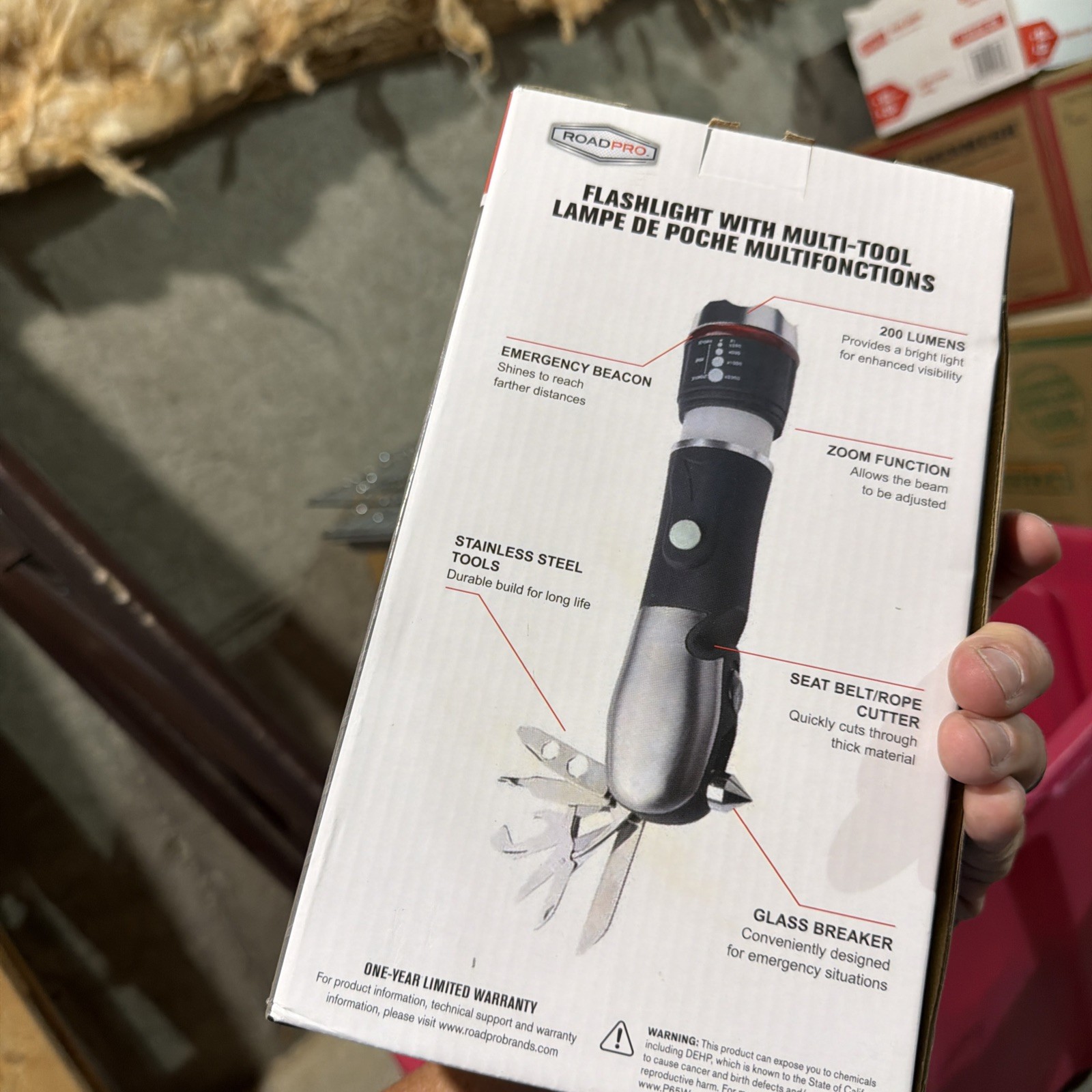ROADPRO FLASHLIGHT WITH MULTI-TOOL—NEW☆