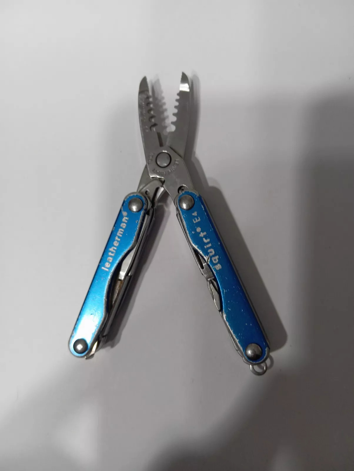 🔥 Leatherman Squirt E4 Stainless Steel Multitool Keychain Blue Very Rare