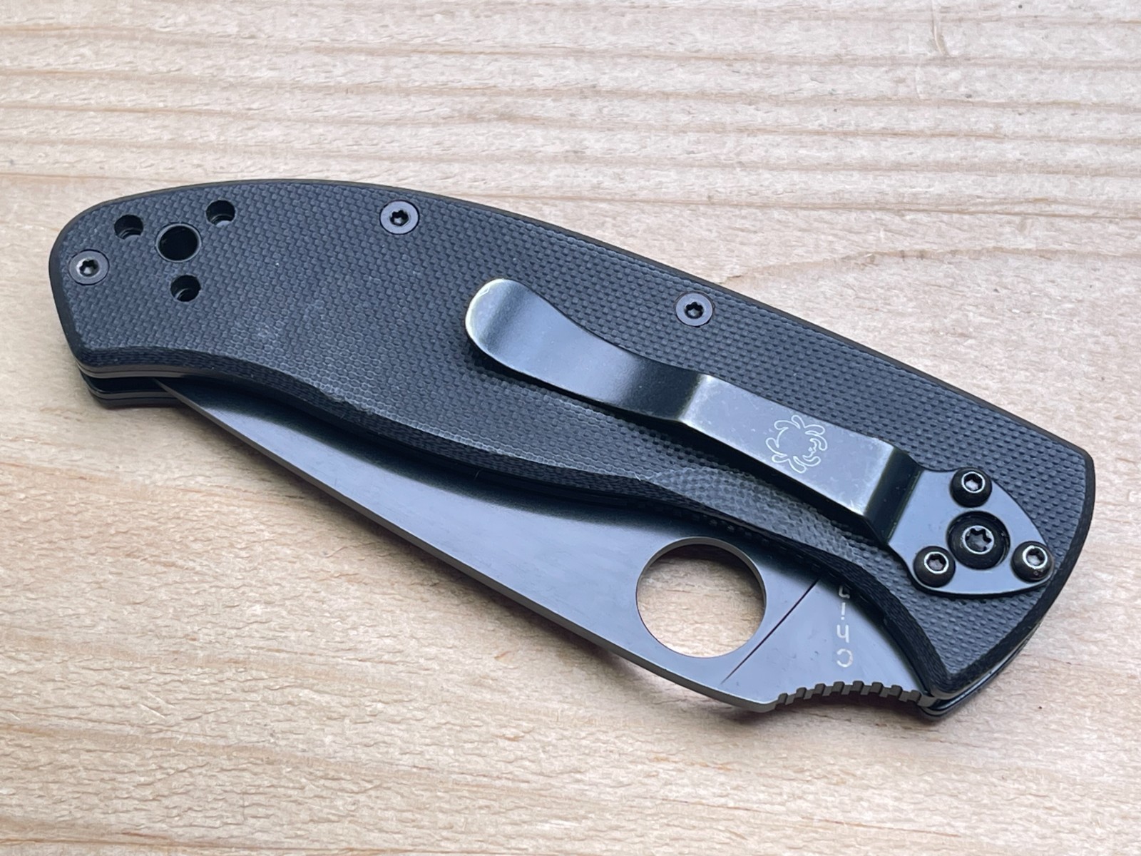 Spyderco Tenacious with Logo Black 8Cr13Mov G-10 Folding Pocket Knife