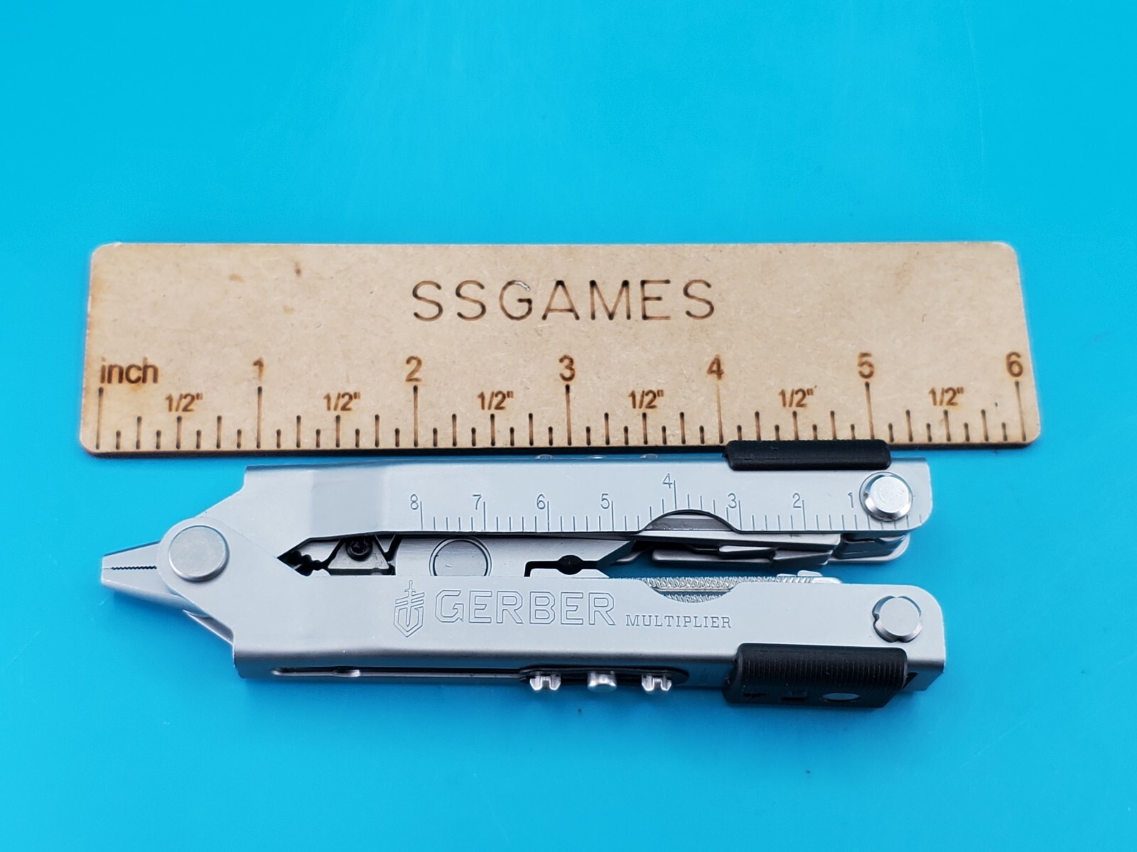 Gerber MP600 Silver Multi-Tool Needle Nose Pliers! EXCELLENT!