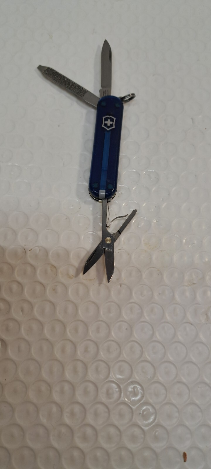 VICTORINOX CLASSIC SD 58MM SWISS ARMY KNIFE POCKET KEYCHAIN TRANSLUCENT blue 1