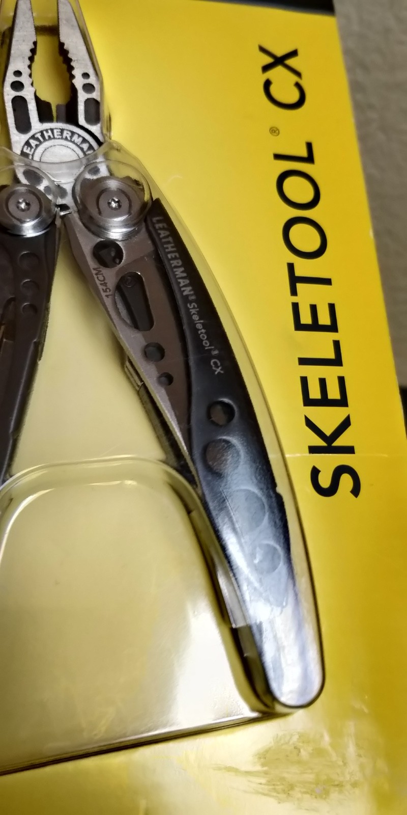 Leatherman Skeletool CX 7-in-1 Multi-Tool,Carbon Fiber Handle,Rare,Discontinued