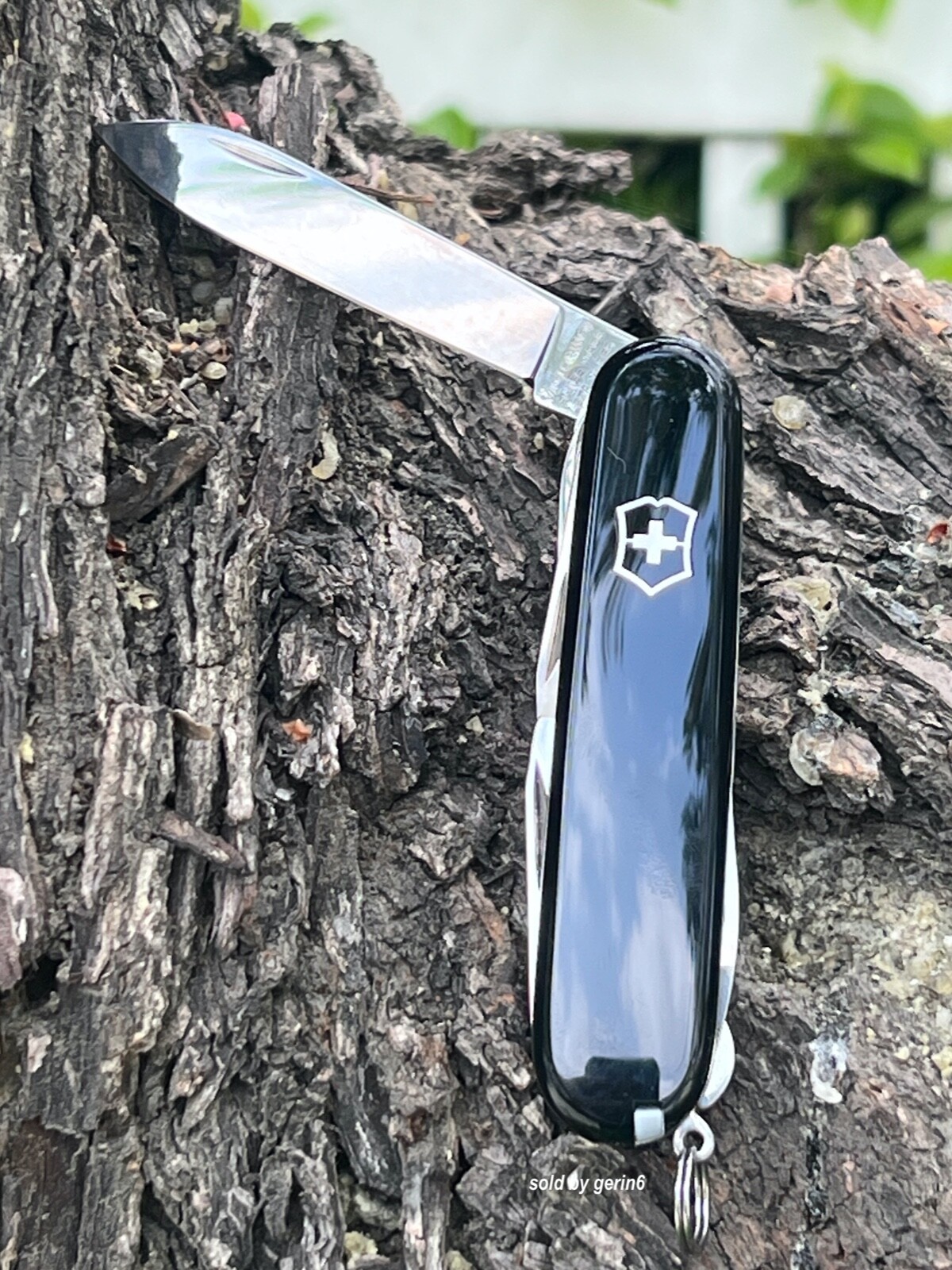 Swiss Army Original Knife Black Huntsman, 15 Functions Victorinox 1.3713.3 NIB